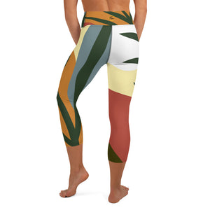 Multi-Colored *Botanic* Design Ladies Capri-Length Yoga Leggings